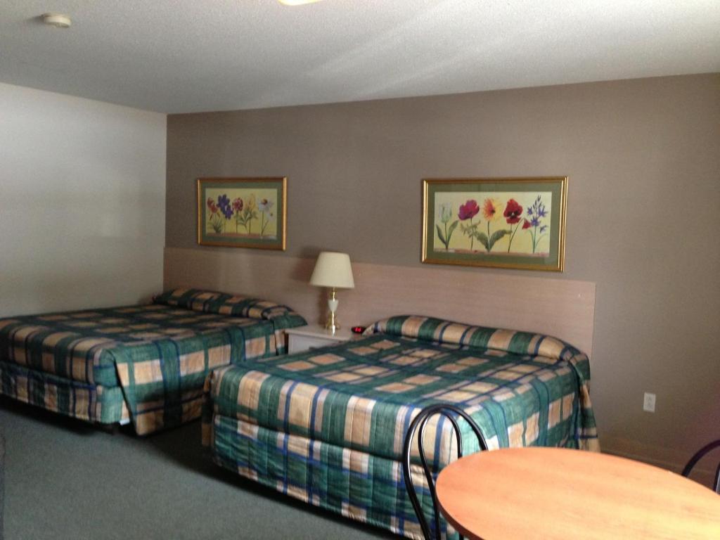Plaster Rock Settler'S Inn & Motel المظهر الخارجي الصورة